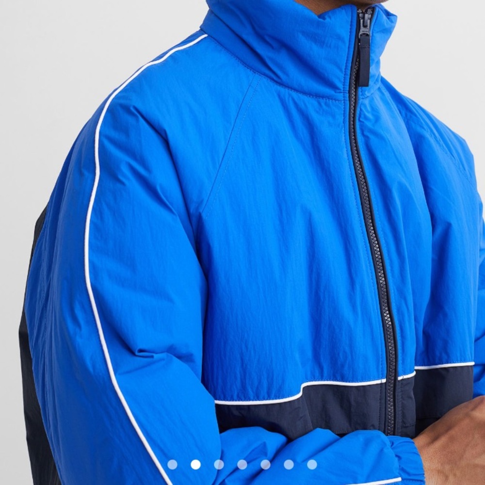 Water repellent jacket